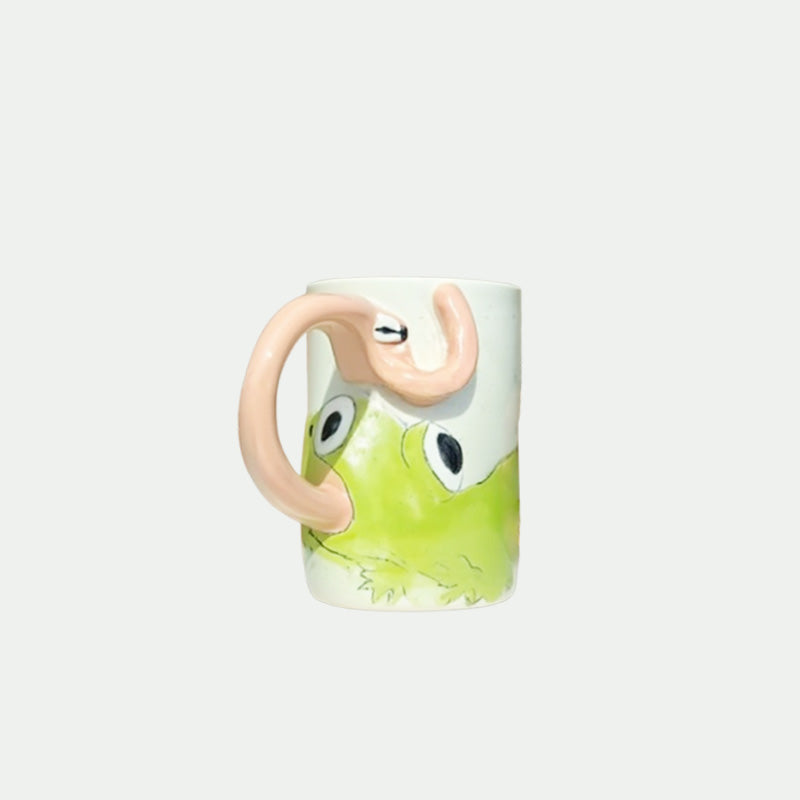 Fun Frog Tongue Cup