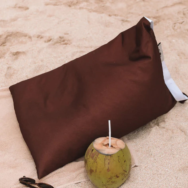 Multifunctional beach cloth bag backrest
