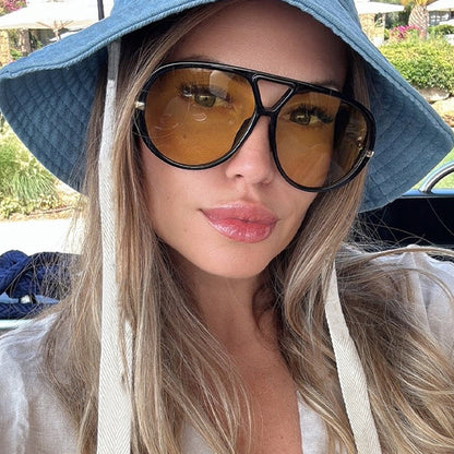 Fashionable Hook Sunglasses