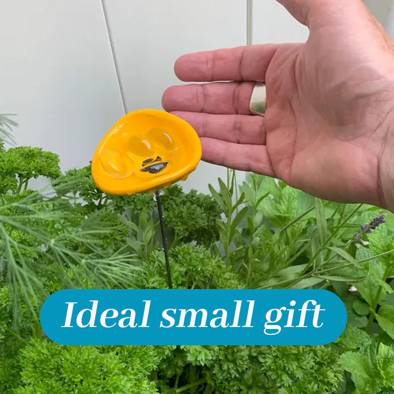 Garden Bee Drinking Cup