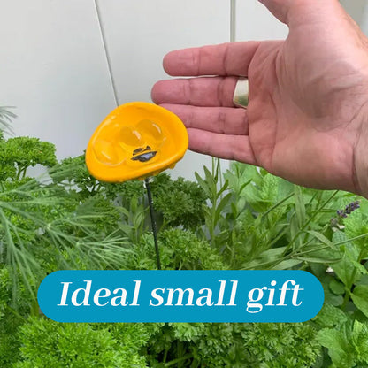 Garden Bee Drinking Cup